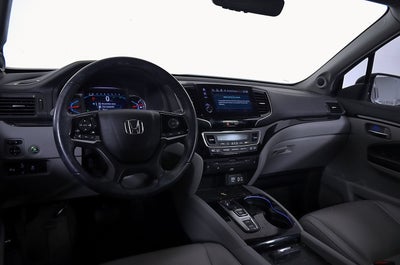 2022 Honda Pilot Touring 8-Passenger