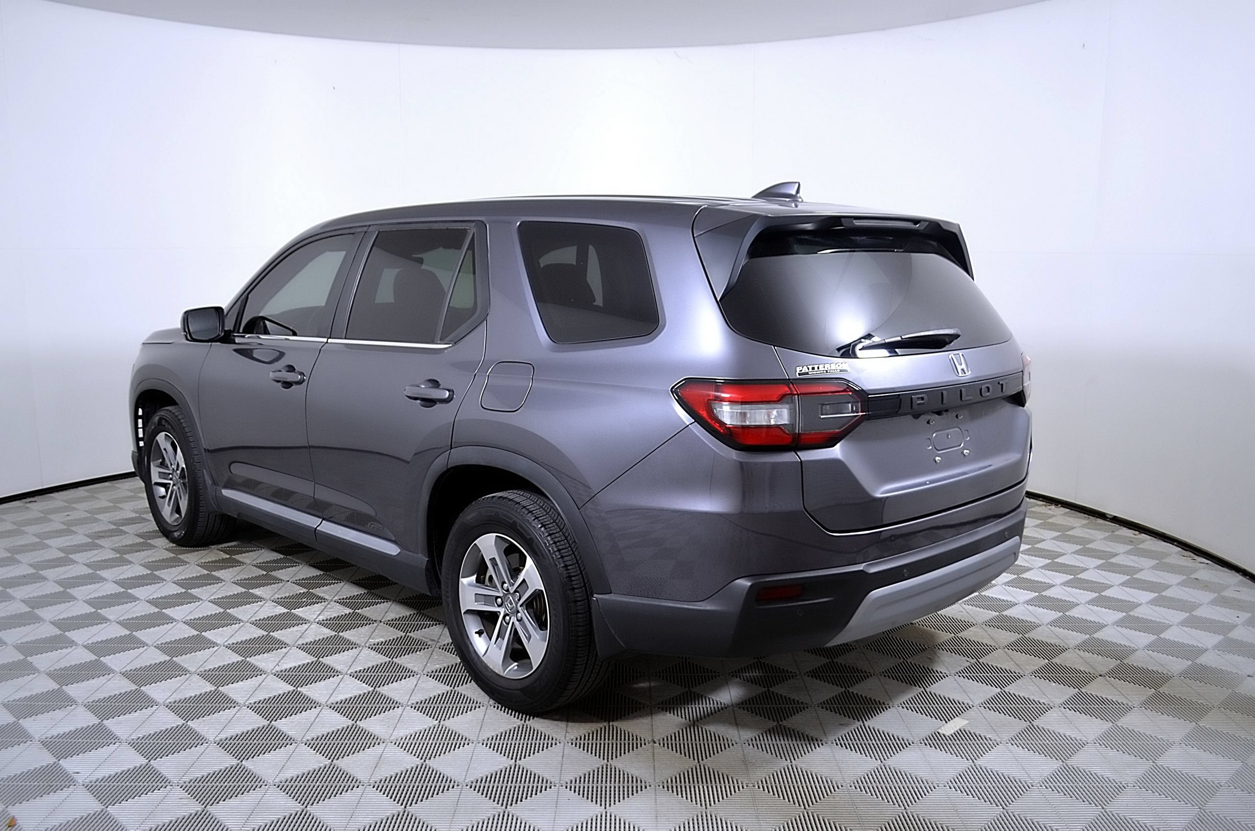 2024 Honda Pilot EX-L 8 Passenger