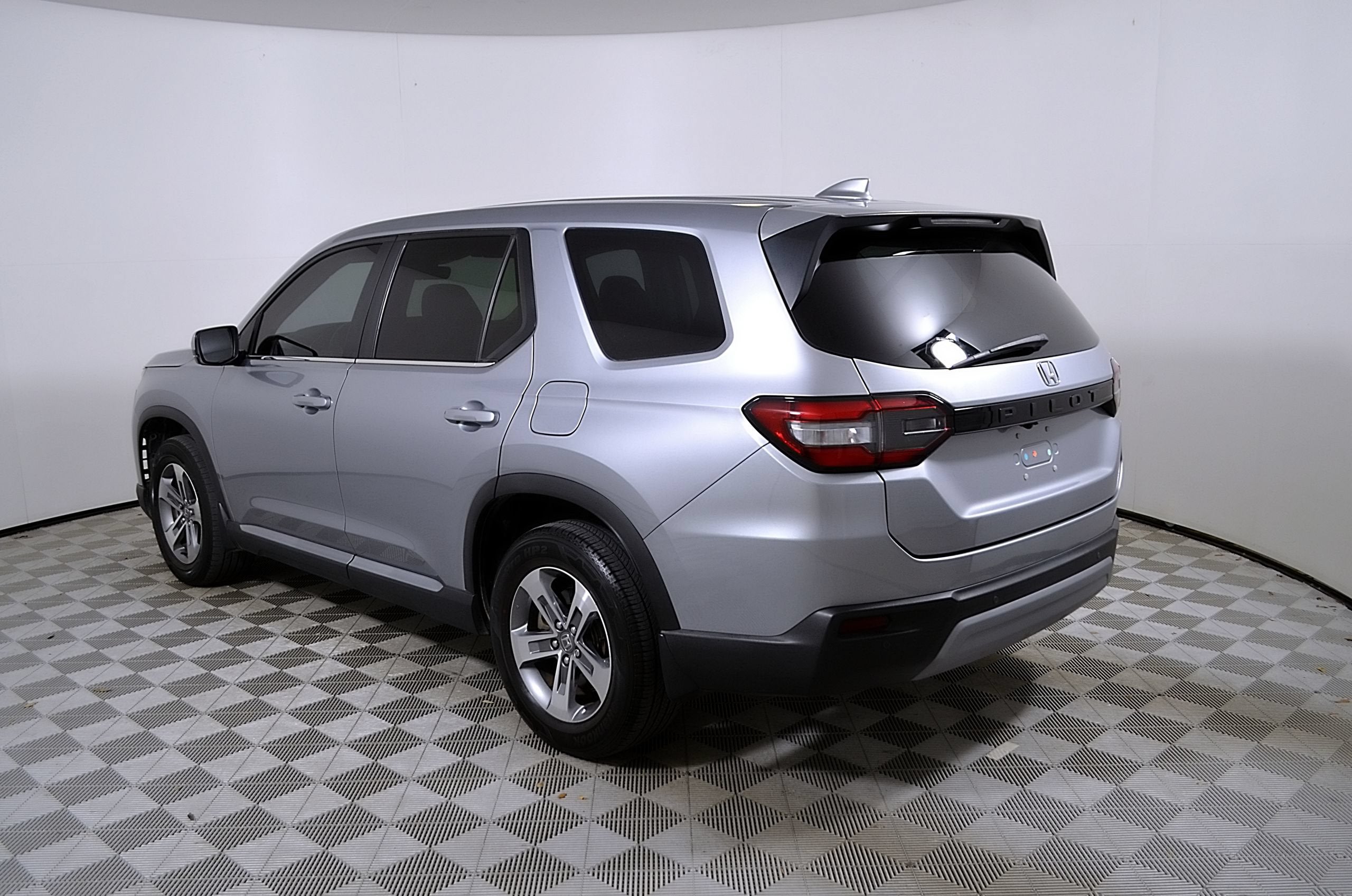 2024 Honda Pilot EX-L 7 Passenger