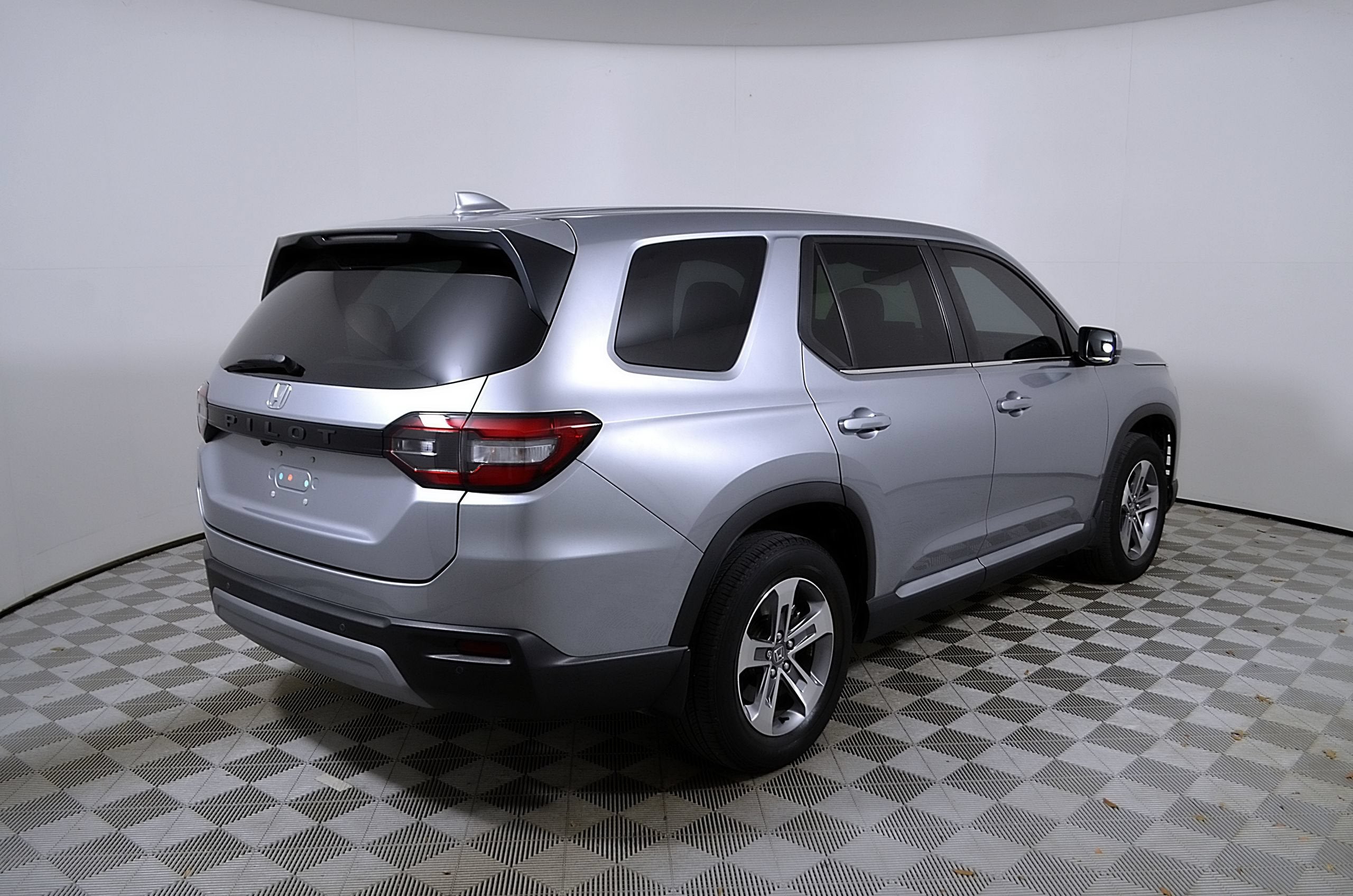 2024 Honda Pilot EX-L 7 Passenger