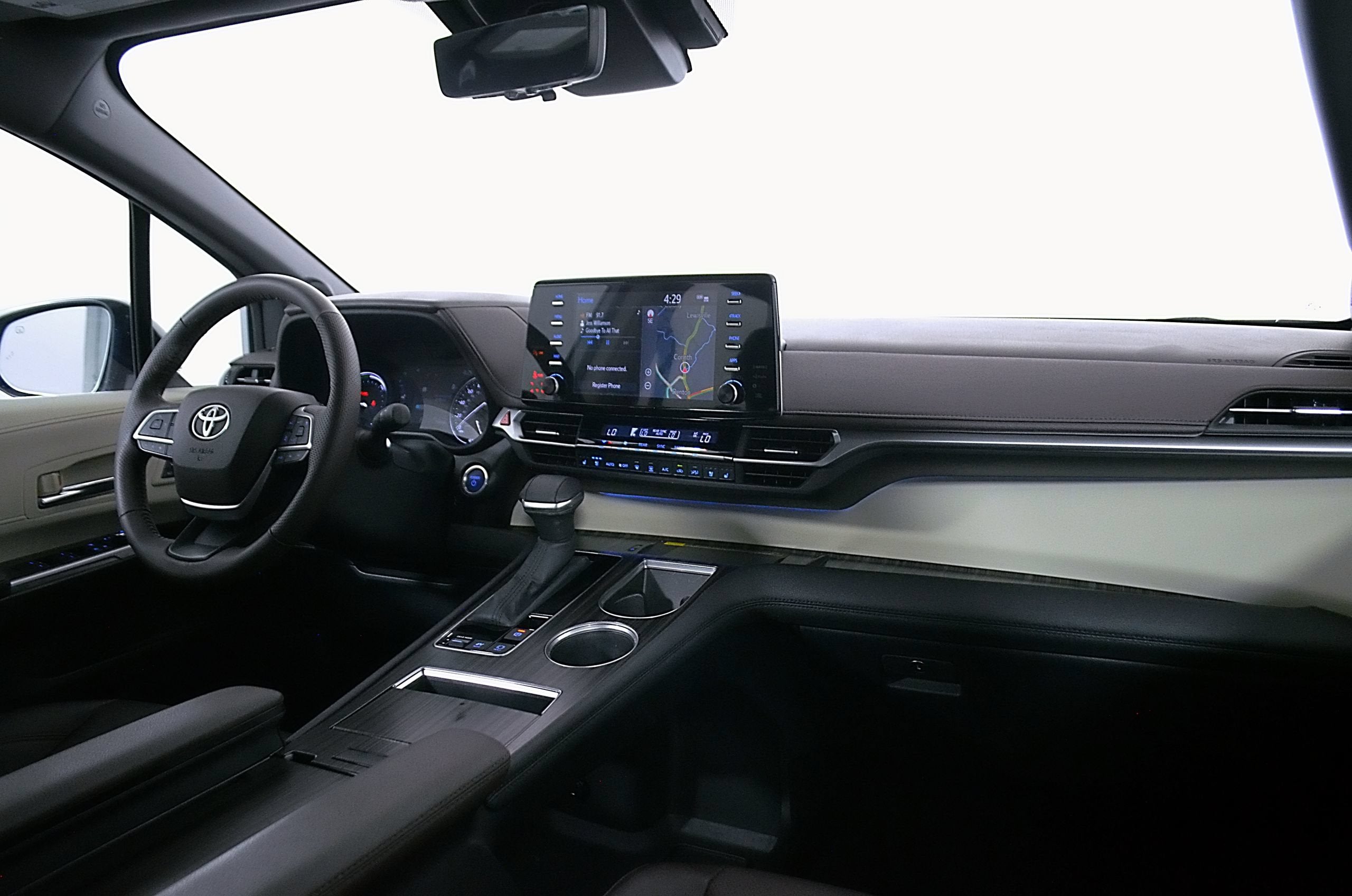 2024 Toyota Sienna Platinum
