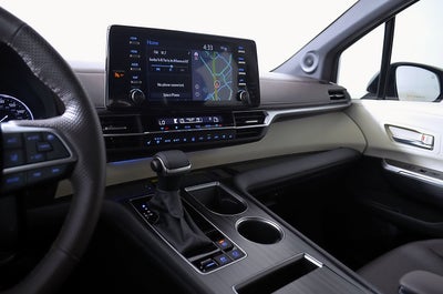 2024 Toyota Sienna Platinum