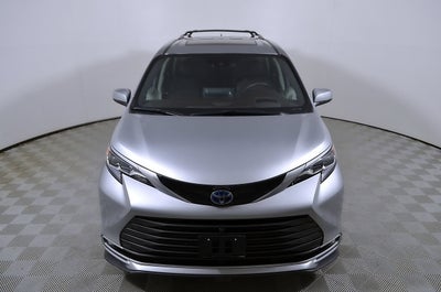 2024 Toyota Sienna Platinum