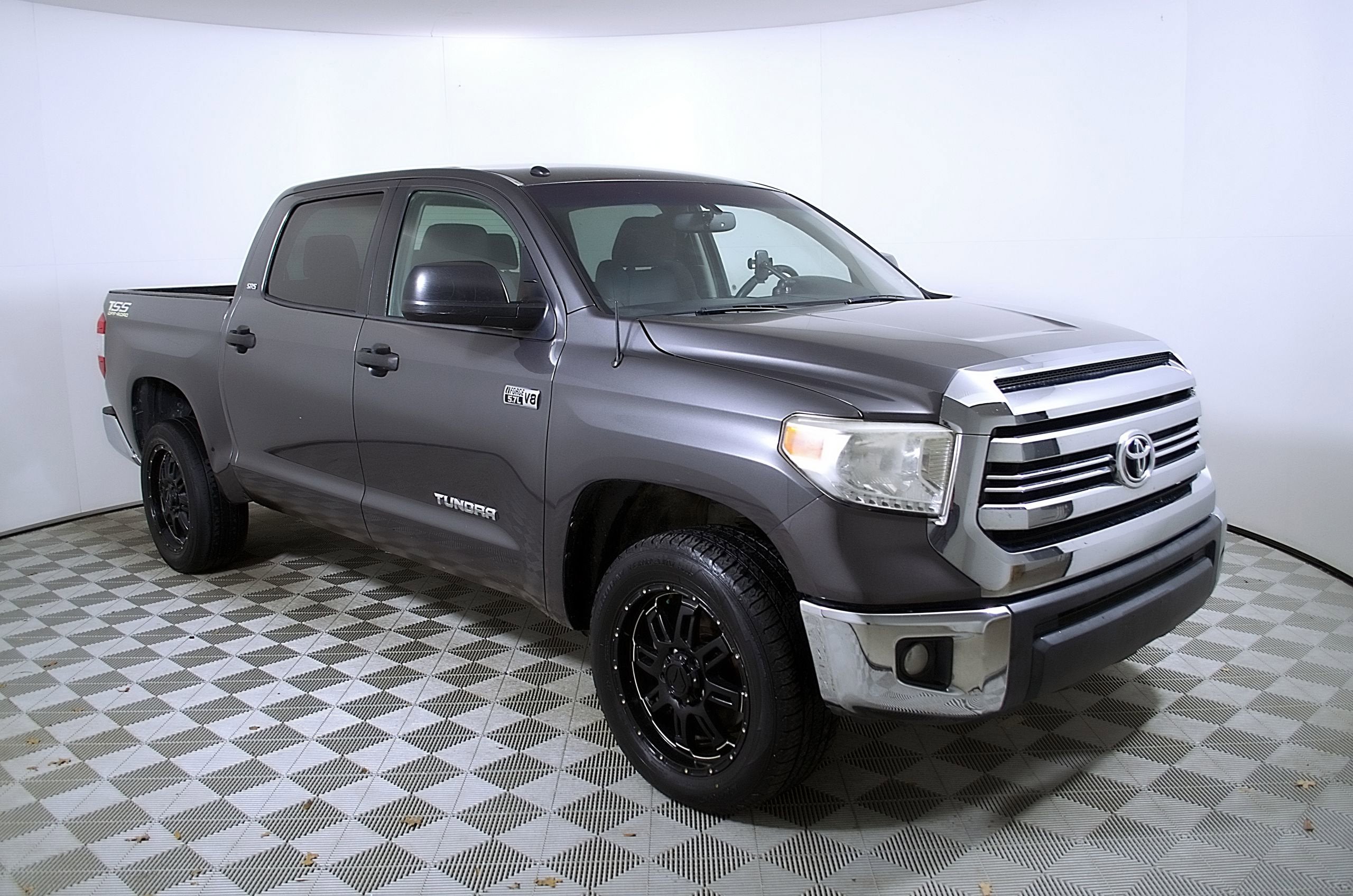 2016 Toyota Tundra SR5
