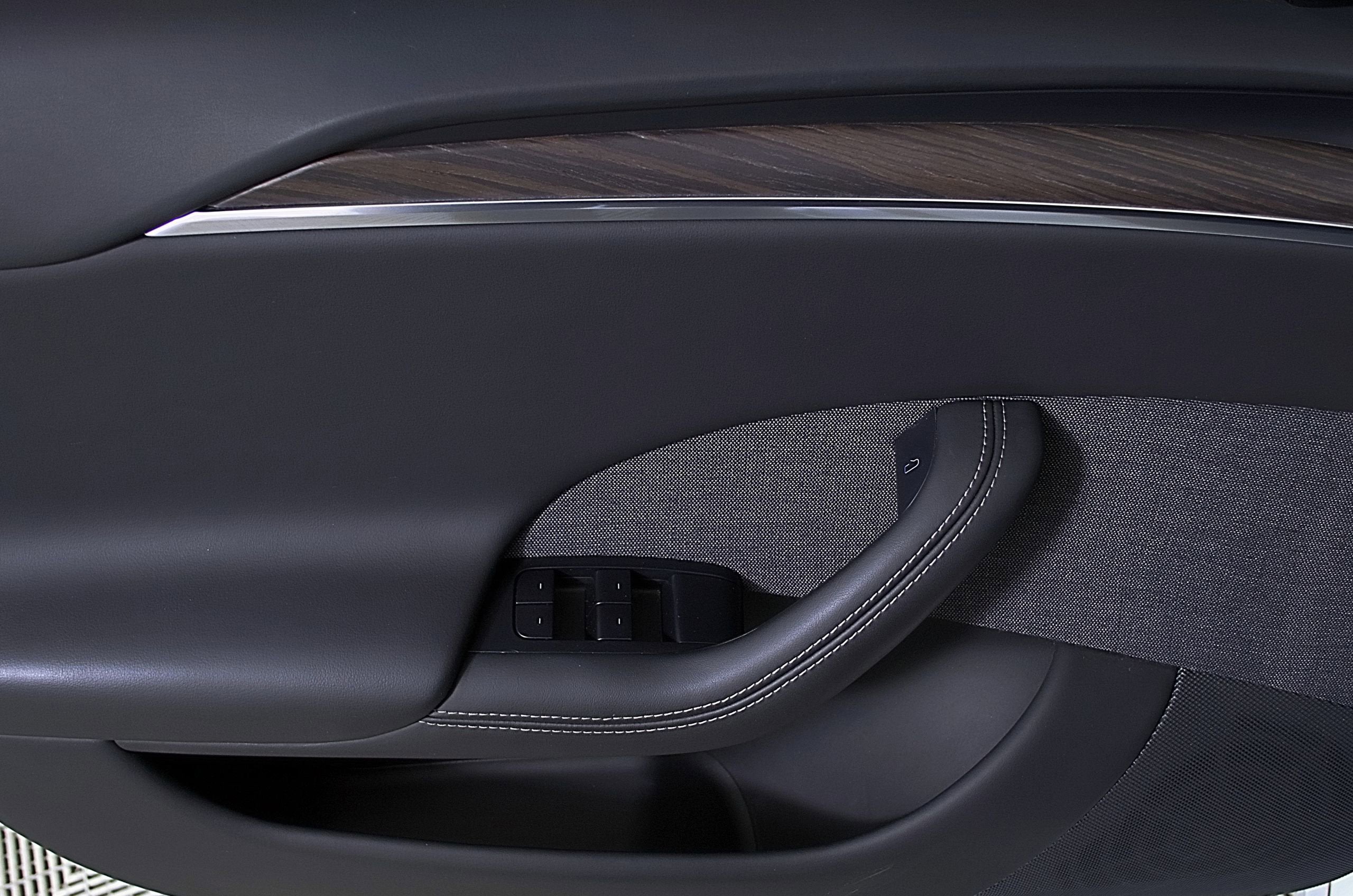 2023 Tesla Model S Base