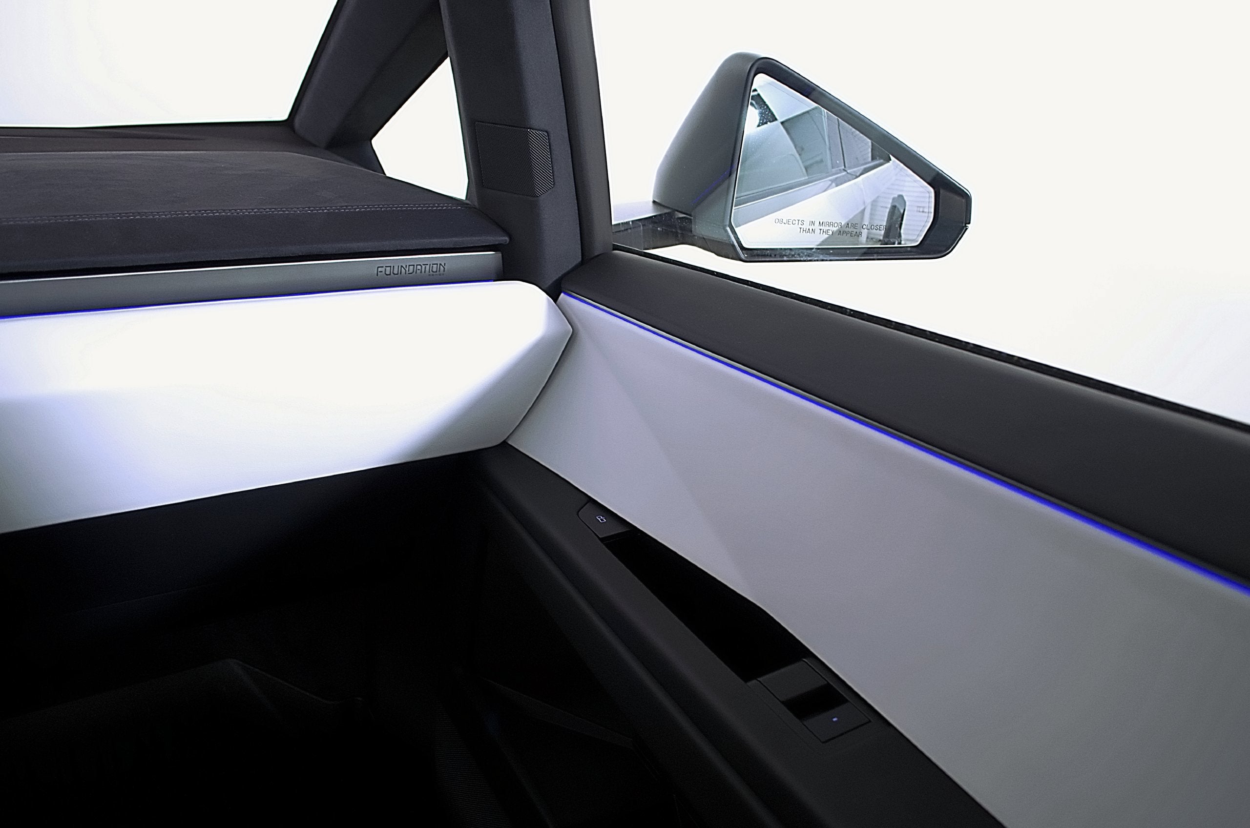 2024 Tesla Cybertruck Cyberbeast