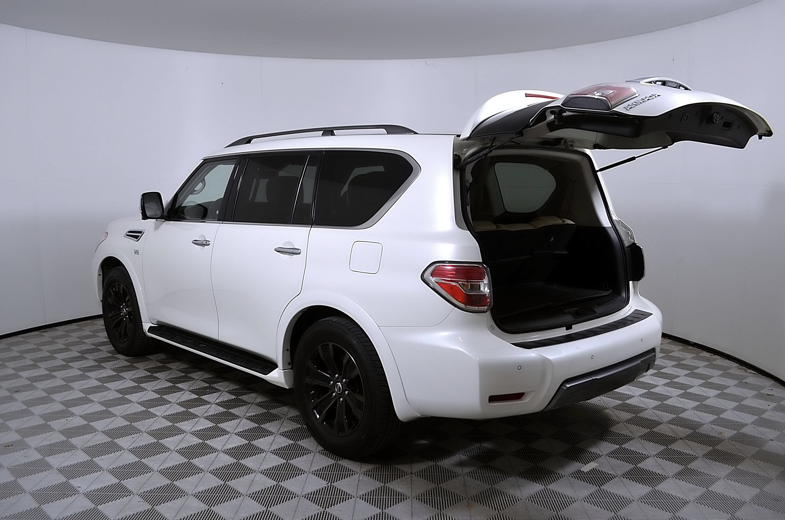 2020 Nissan Armada Platinum