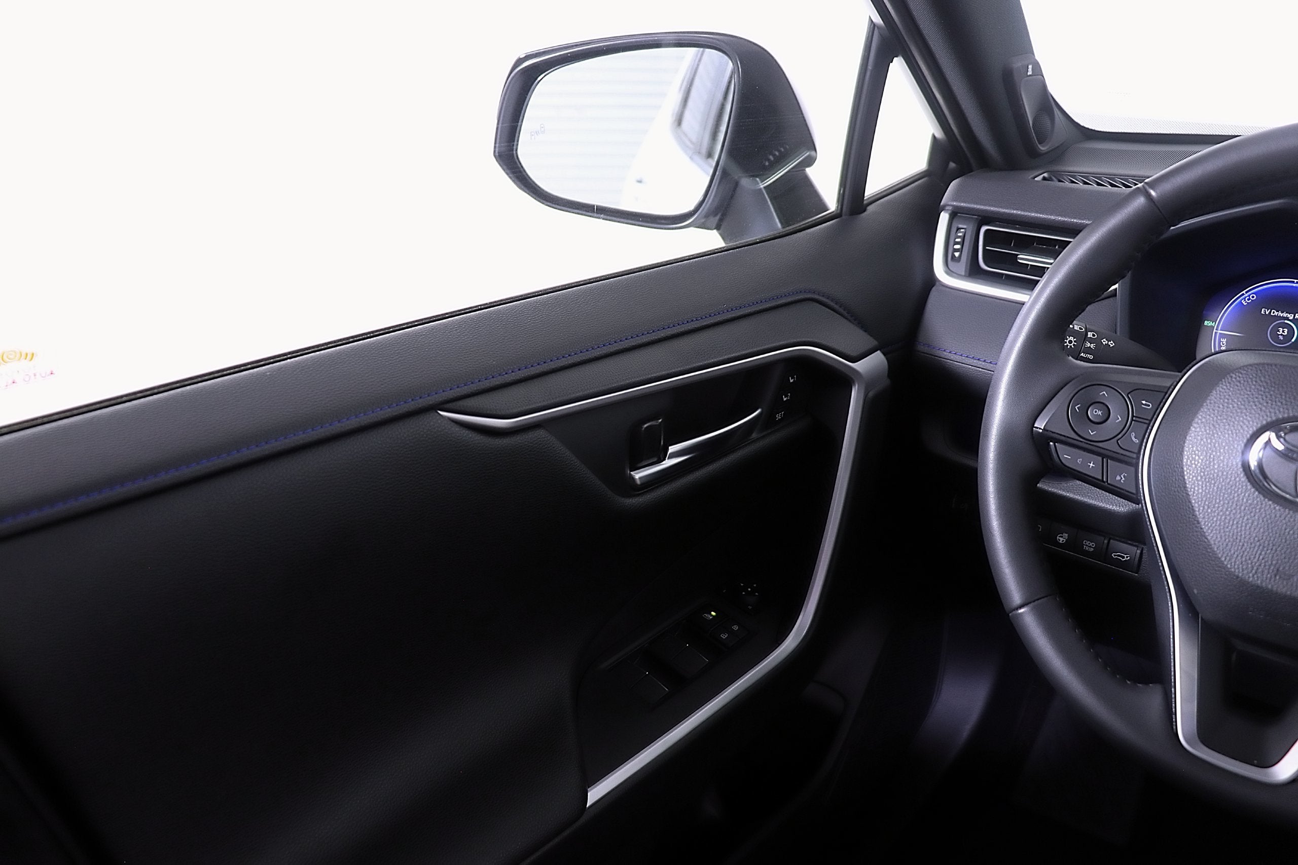2025 Toyota RAV4 Hybrid XSE