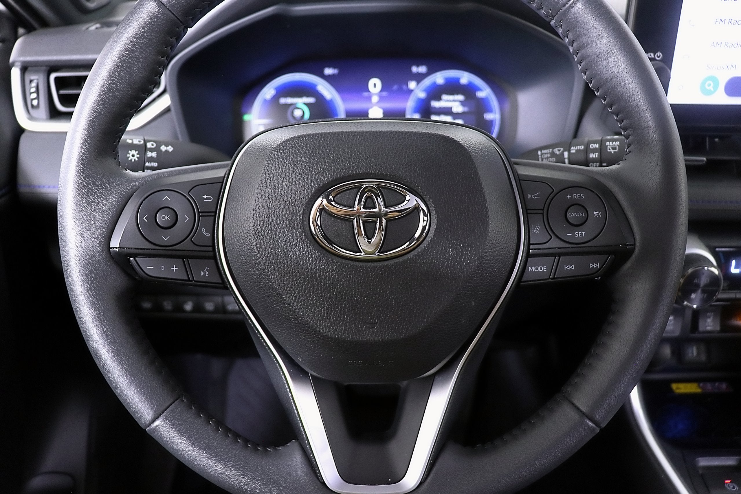 2025 Toyota RAV4 Hybrid XSE