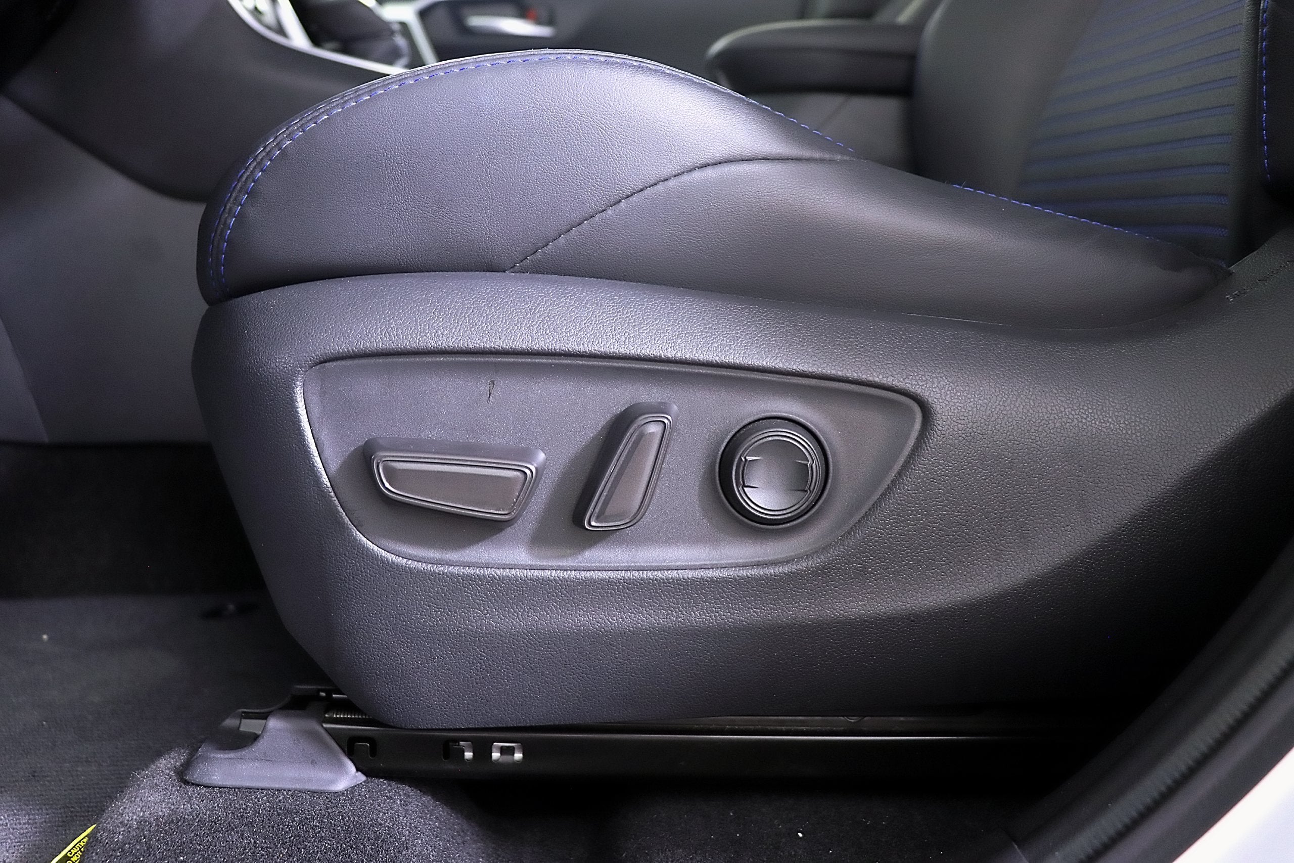 2025 Toyota RAV4 Hybrid XSE