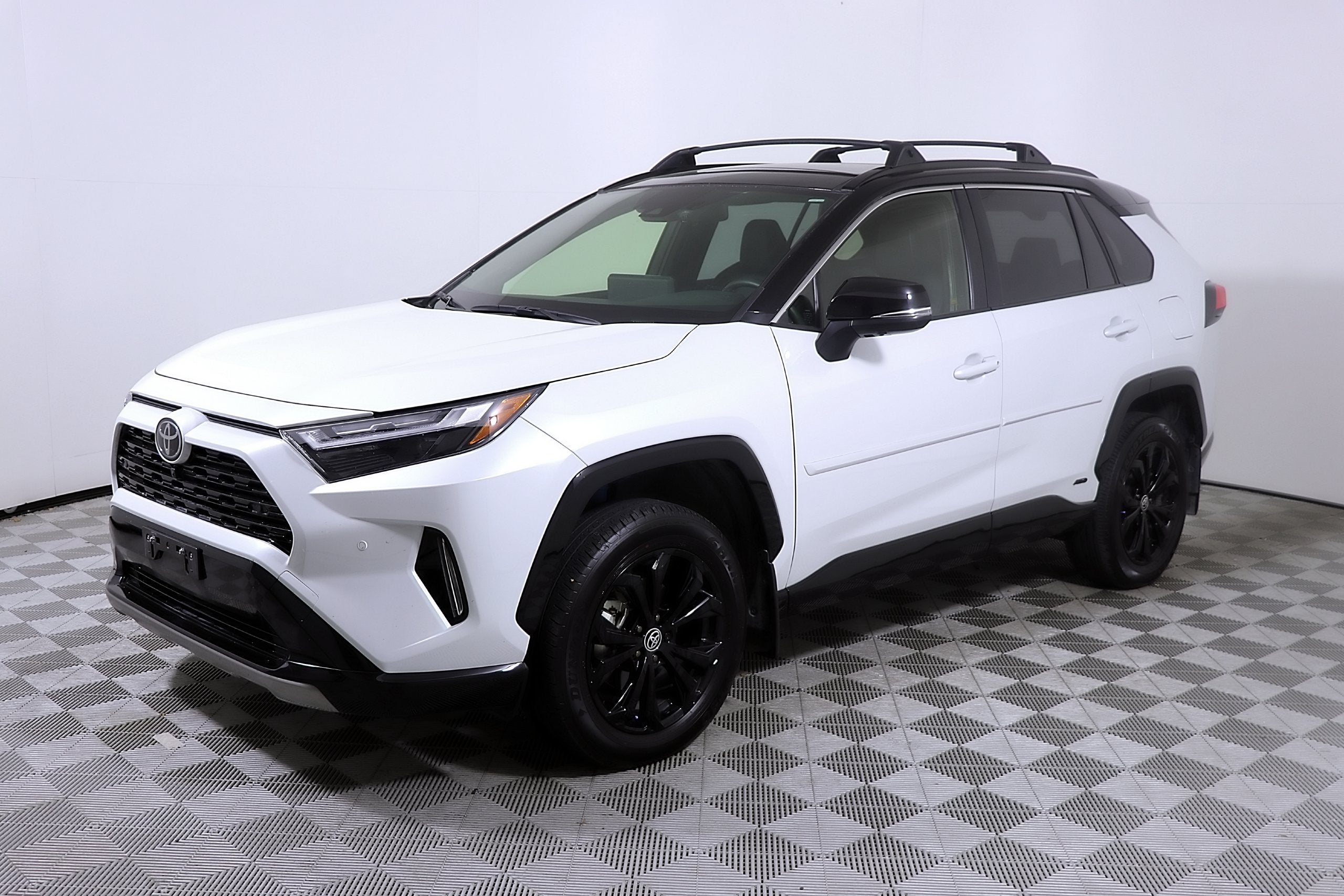 2025 Toyota RAV4 Hybrid XSE