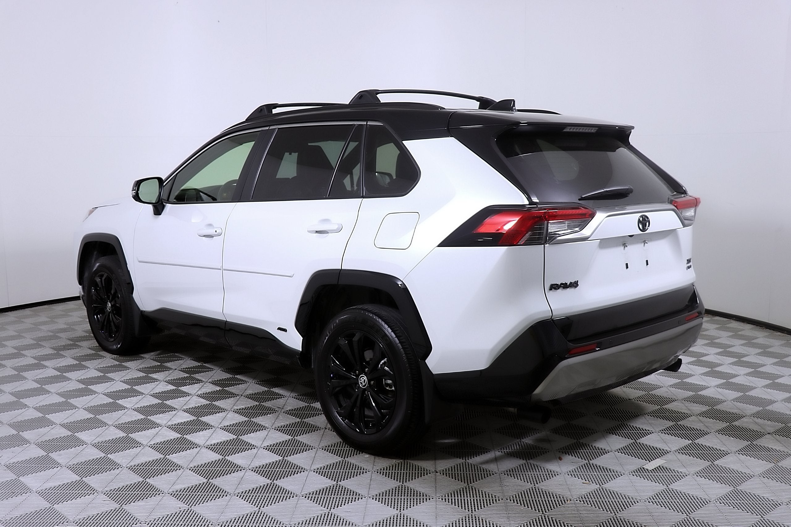 2025 Toyota RAV4 Hybrid XSE