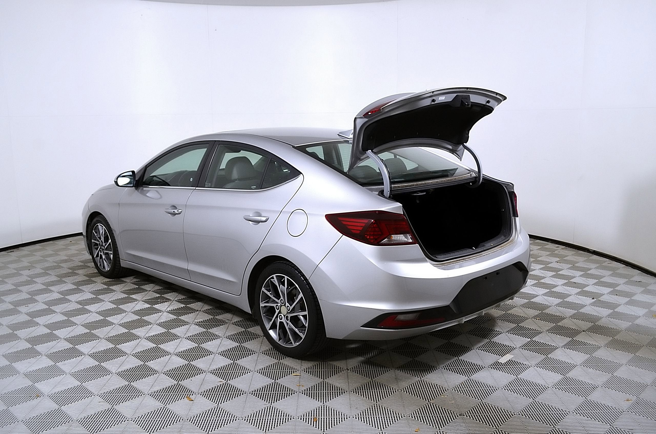 2020 Hyundai Elantra Limited