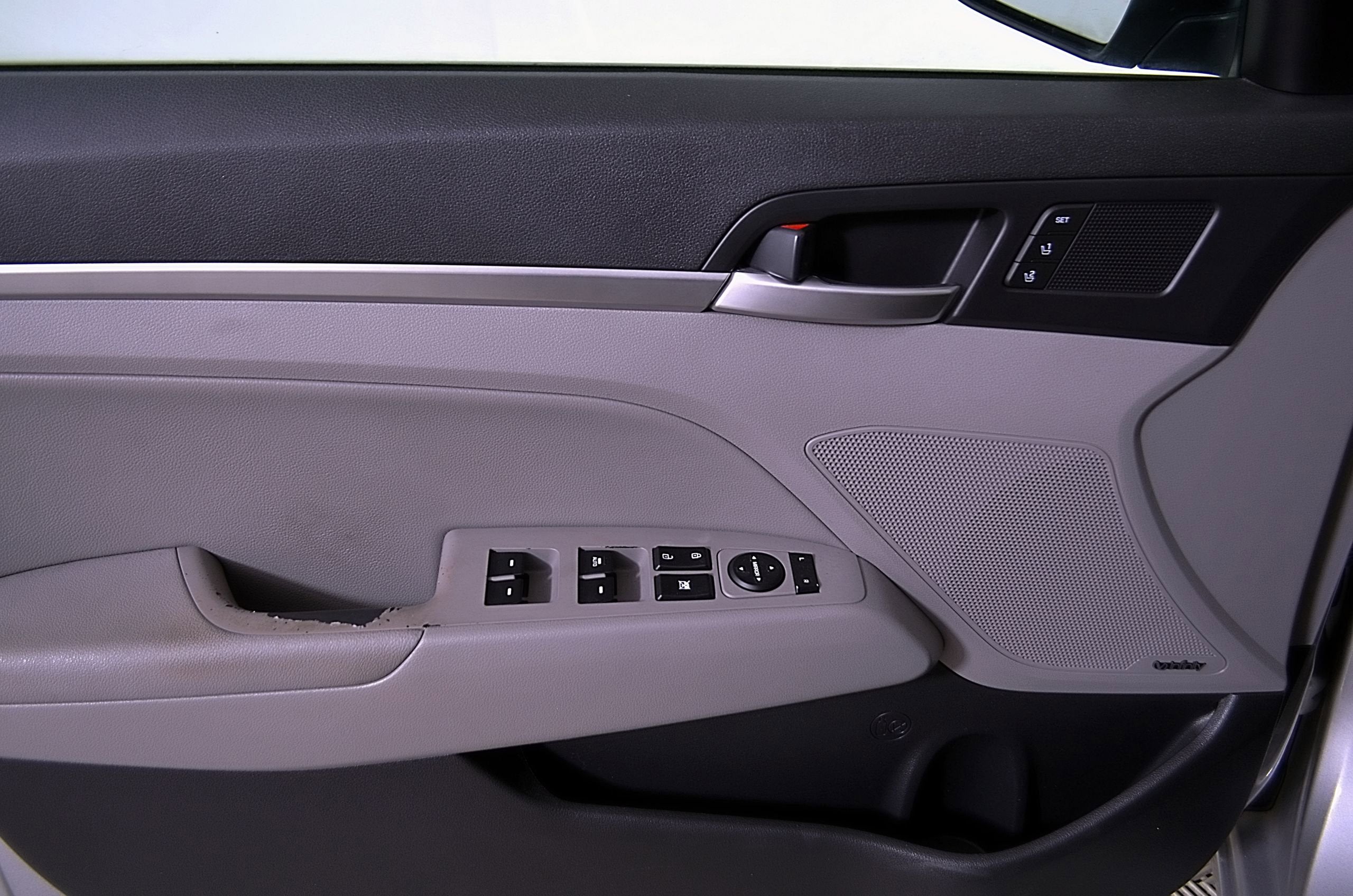 2020 Hyundai Elantra Limited