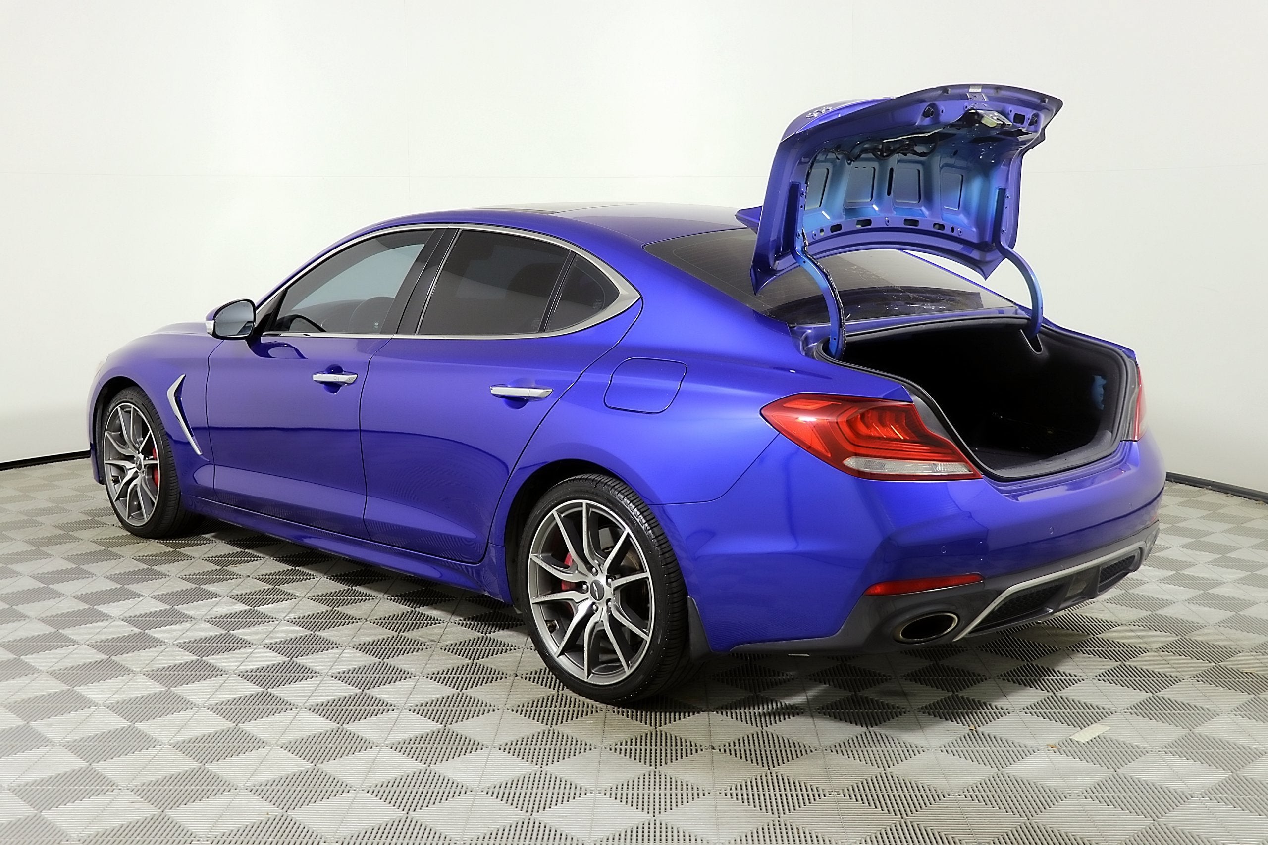 2019 Genesis G70 3.3T Advanced