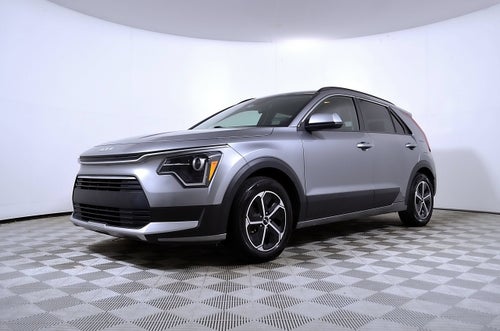 2023 Kia Niro LX
