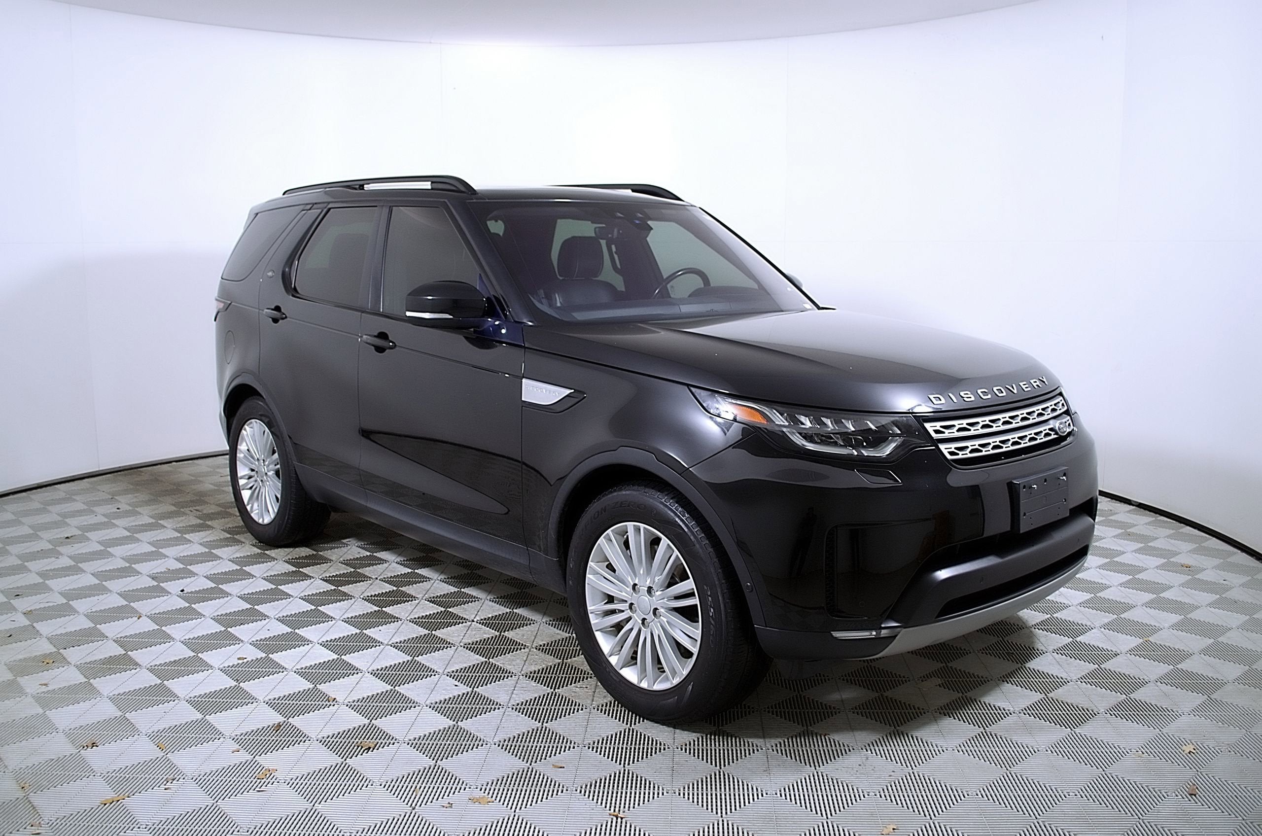 2020 Land Rover Discovery HSE