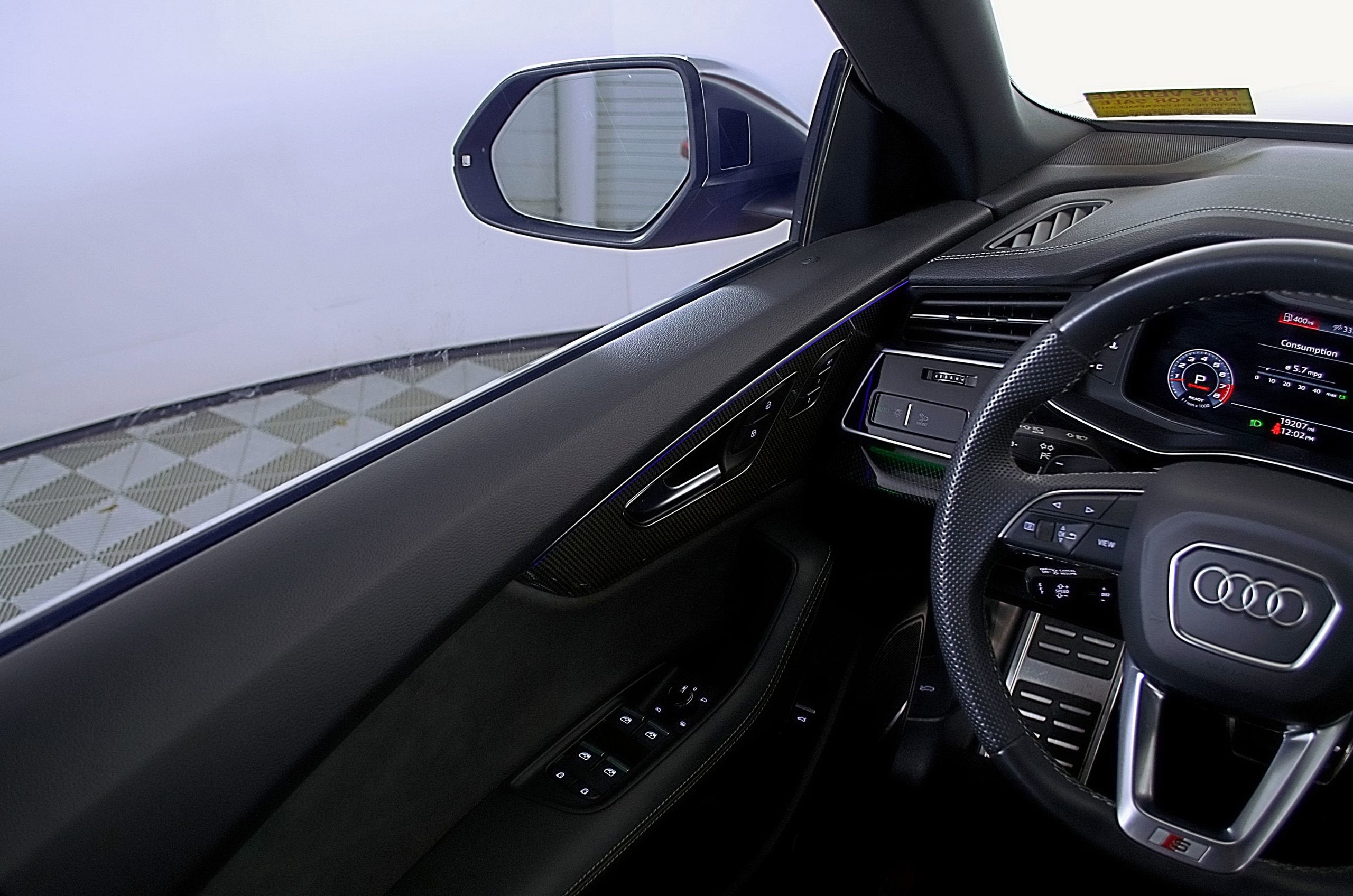 2023 Audi SQ8 Premium Plus