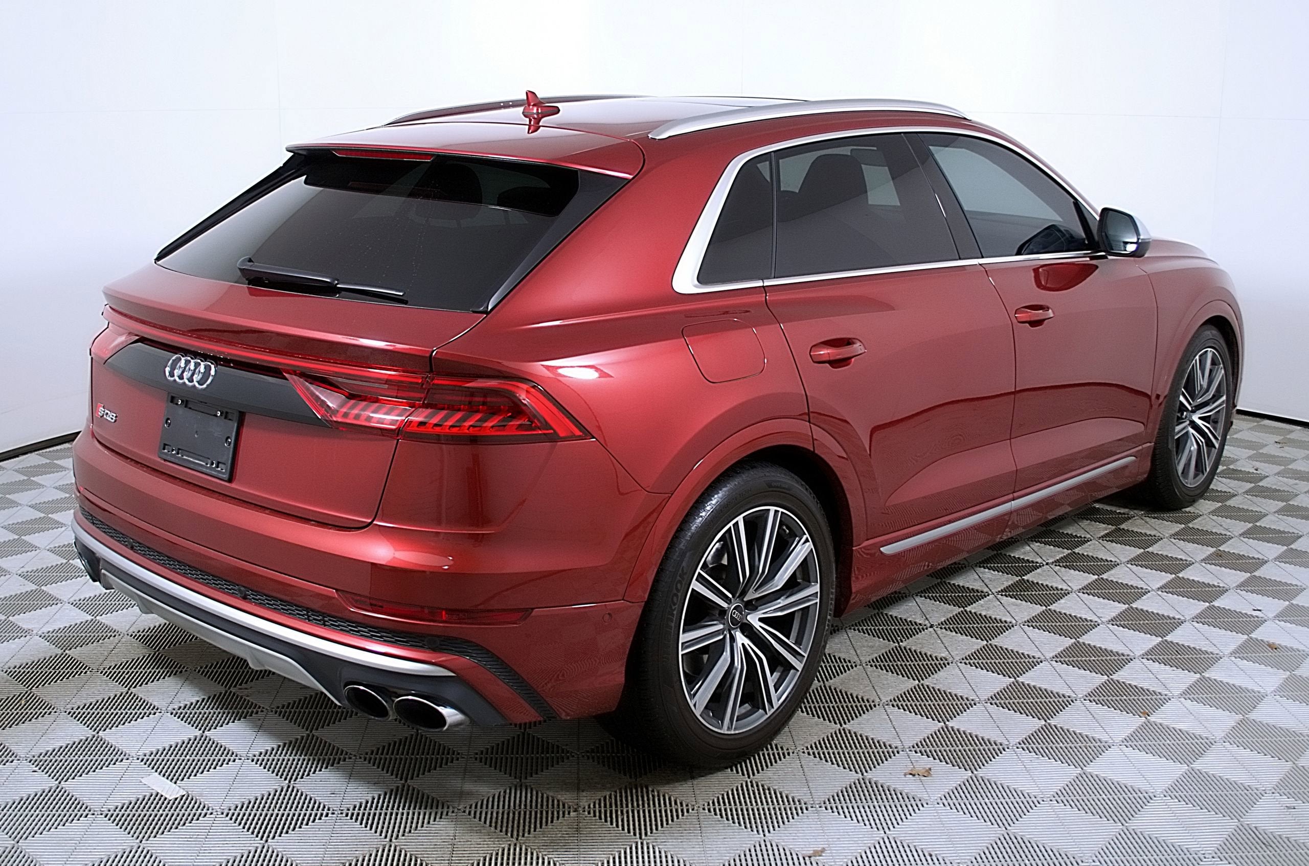 2023 Audi SQ8 Premium Plus