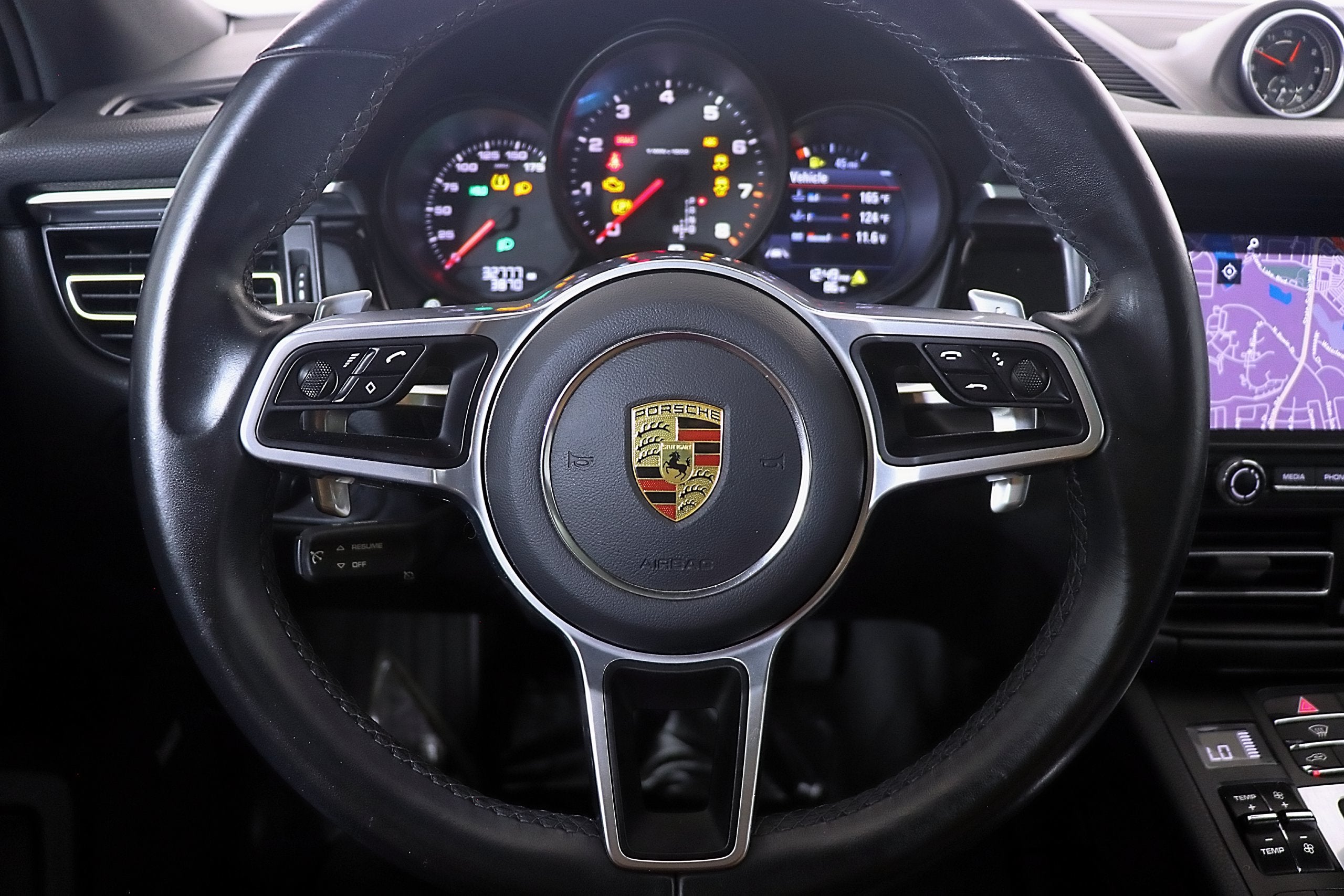 2021 Porsche Macan Base