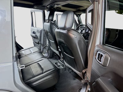 2022 Jeep Wrangler Unlimited Sahara Altitude