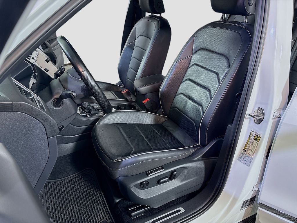 2022 Volkswagen Tiguan SEL R-Line