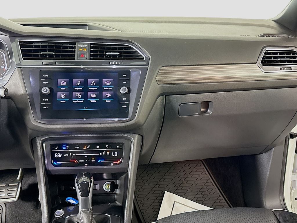 2022 Volkswagen Tiguan SEL R-Line