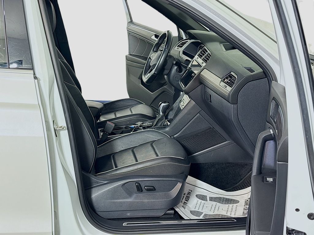 2022 Volkswagen Tiguan SEL R-Line