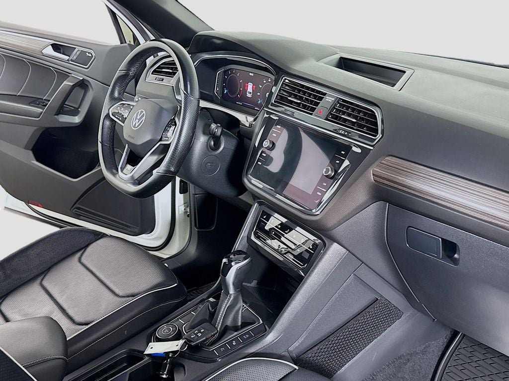 2022 Volkswagen Tiguan SEL R-Line