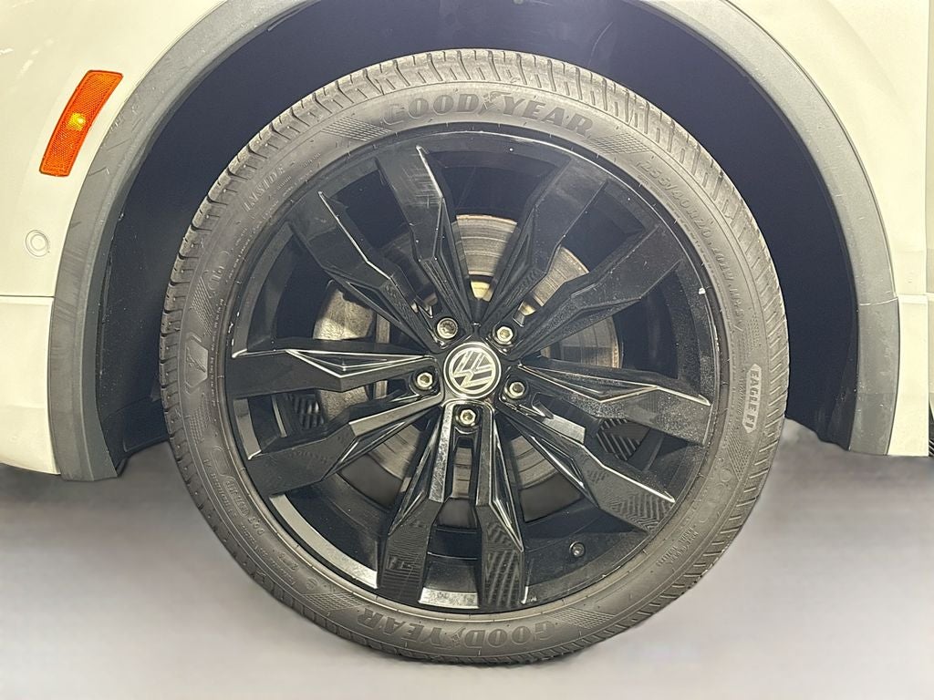 2022 Volkswagen Tiguan SEL R-Line