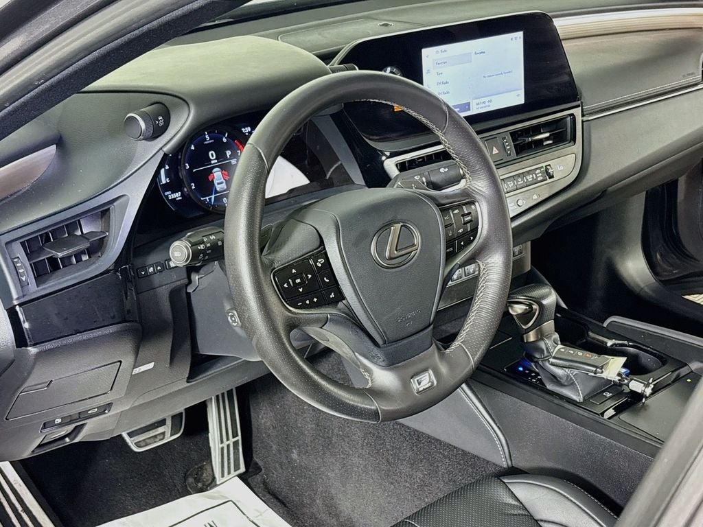 2023 Lexus ES 350 F SPORT Handling