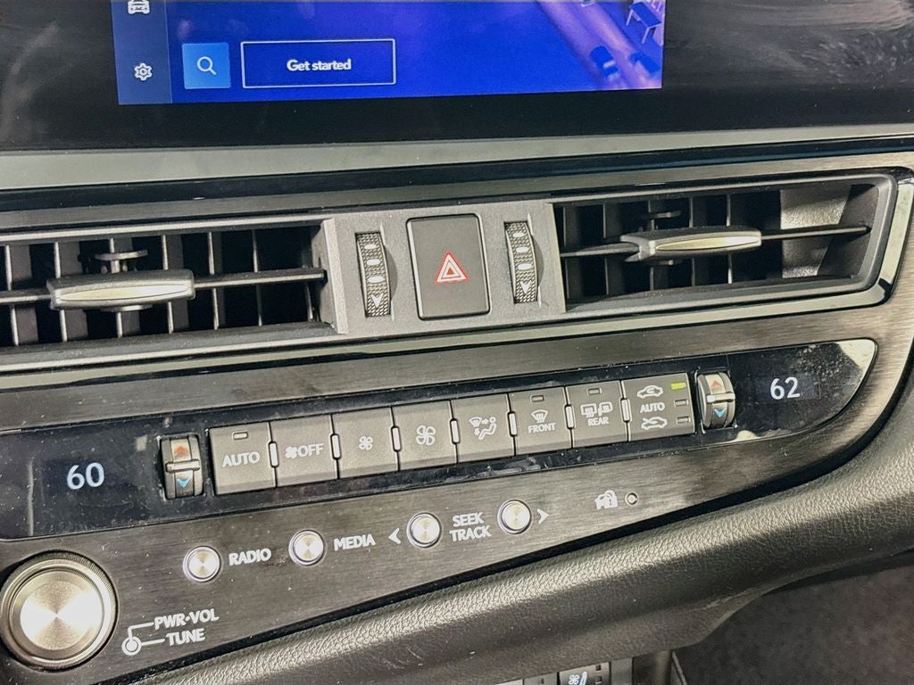2023 Lexus ES 350 F SPORT Handling