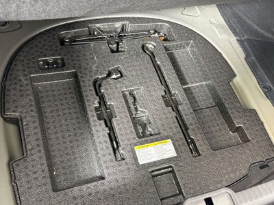 2023 Lexus ES 350 F SPORT Handling