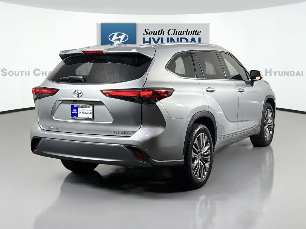 2022 Toyota Highlander Platinum