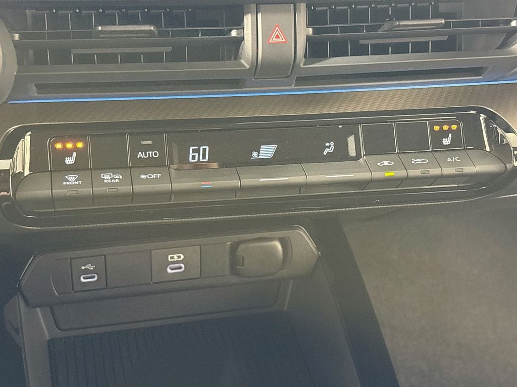 2023 Toyota Prius XLE