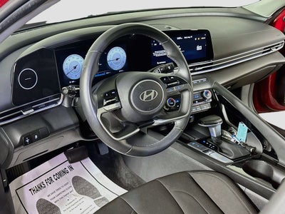 2025 Hyundai Elantra SEL Convenience