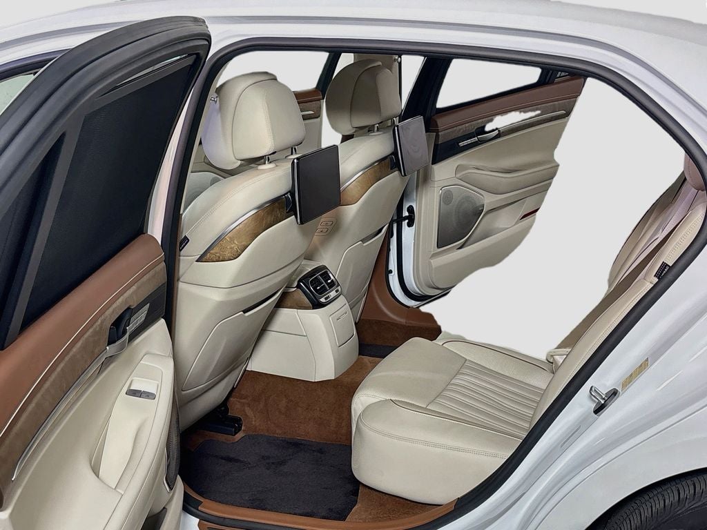 2022 Genesis G90 5.0L Ultimate