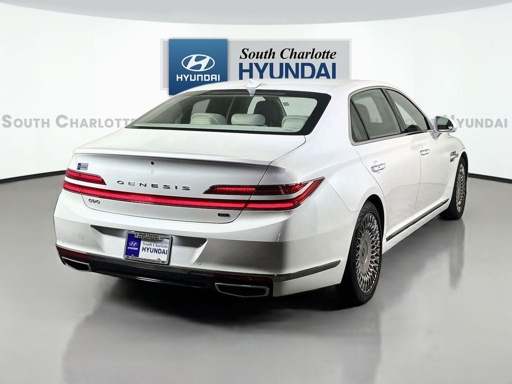2022 Genesis G90 5.0L Ultimate