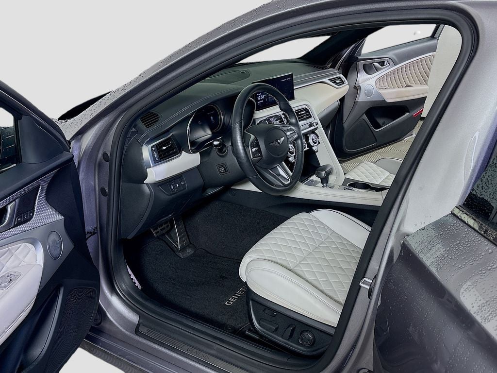 2023 Genesis G70 3.3T