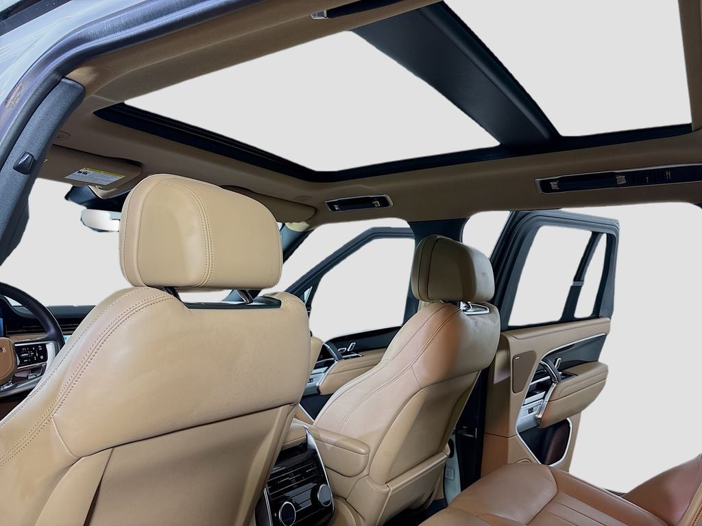 2023 Land Rover Range Rover SE