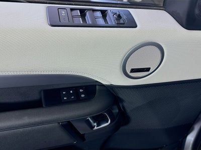 2023 Land Rover Discovery S R-Dynamic
