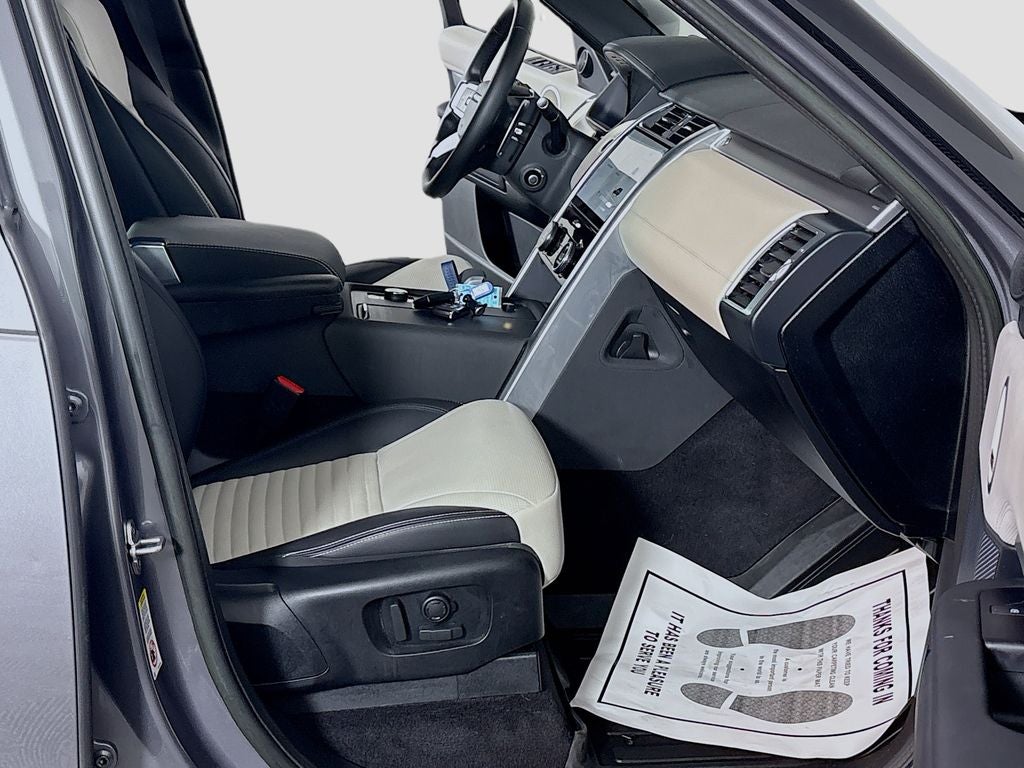 2023 Land Rover Discovery S R-Dynamic