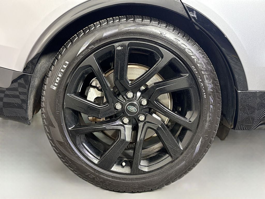 2023 Land Rover Discovery S R-Dynamic