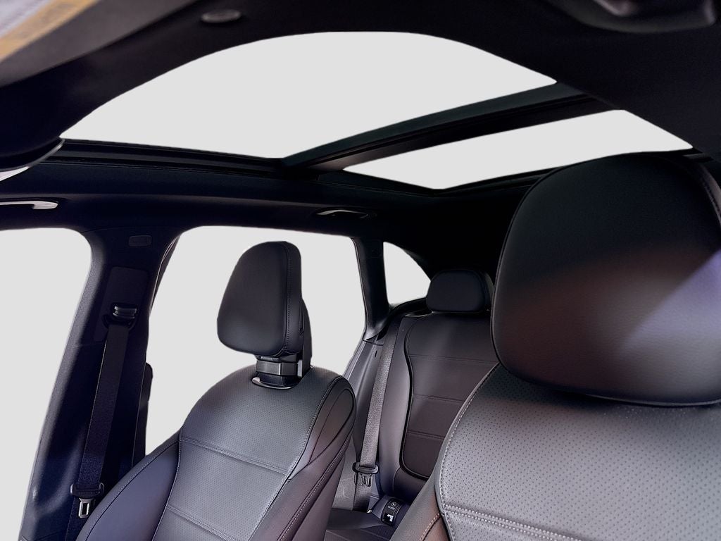 2025 Mercedes-Benz GLC 300 300