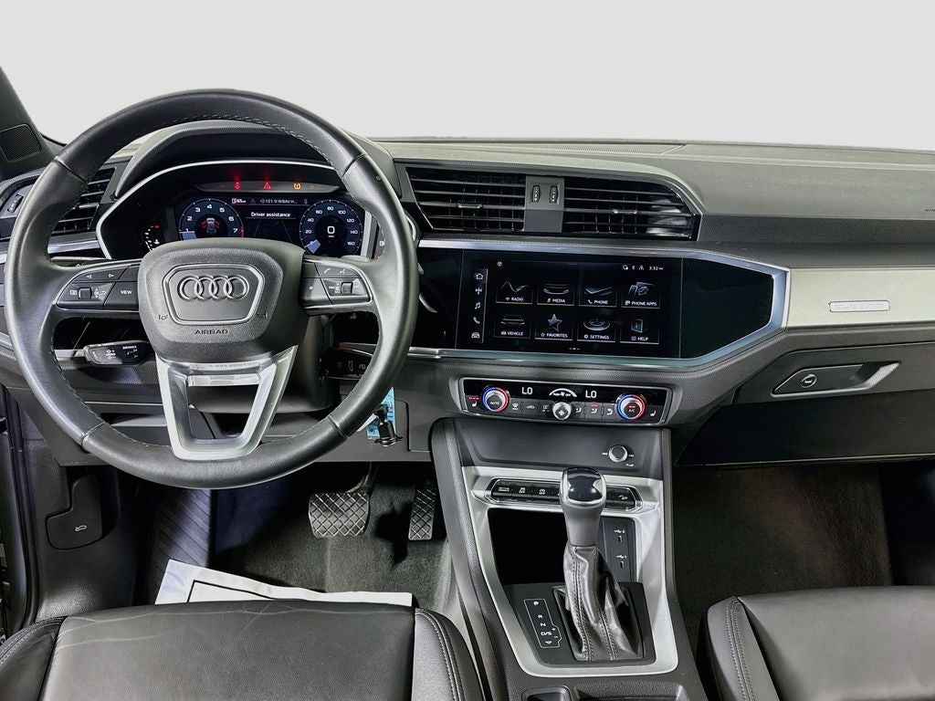 2025 Audi Q3 S line Premium