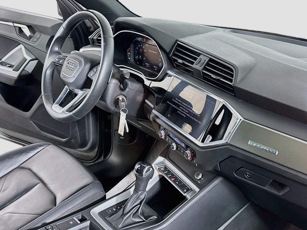 2025 Audi Q3 S line Premium
