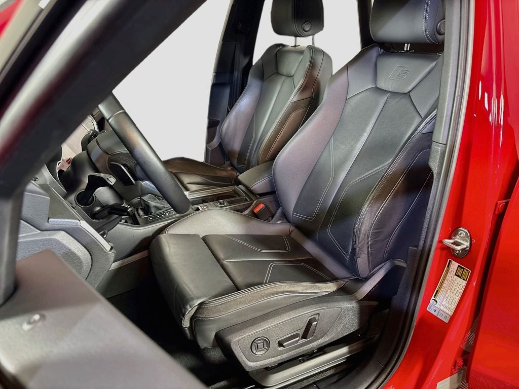 2021 Audi Q3 S line Premium Plus