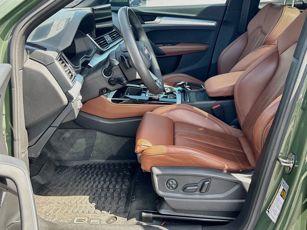 2024 Audi Q5 S line Prestige