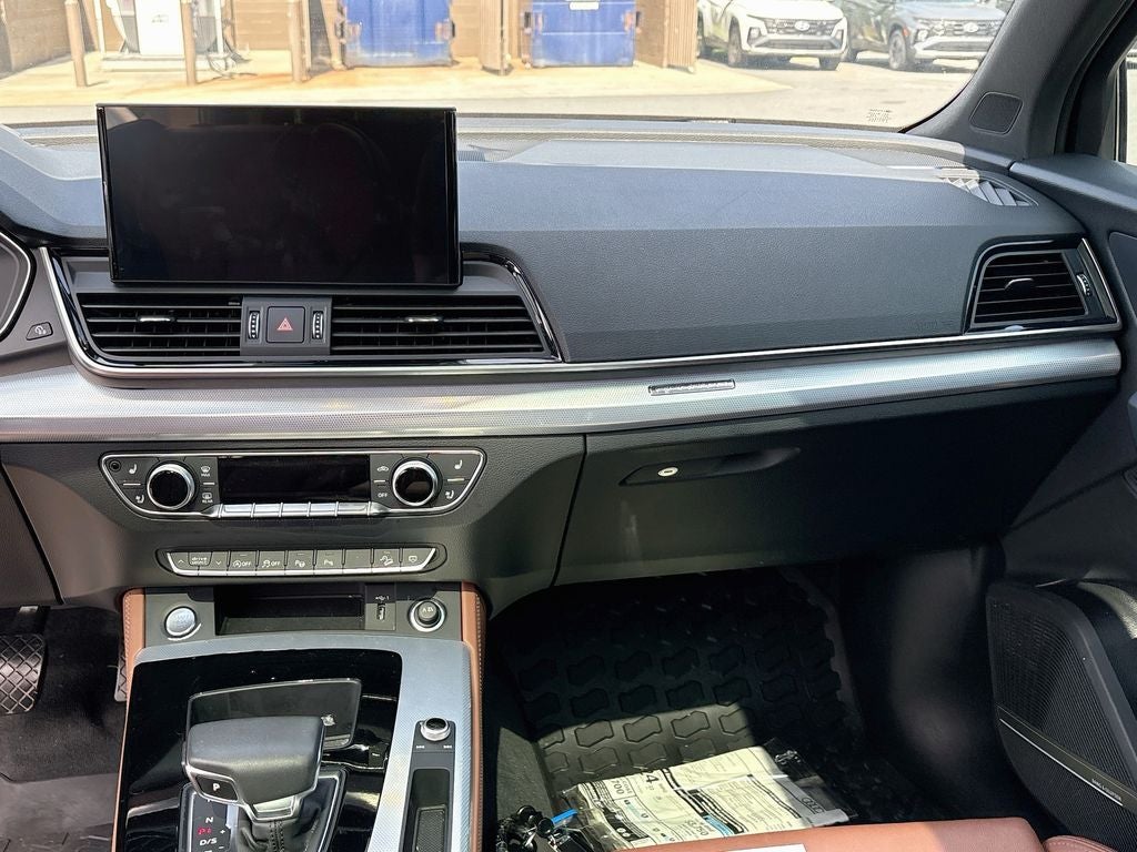2024 Audi Q5 S line Prestige