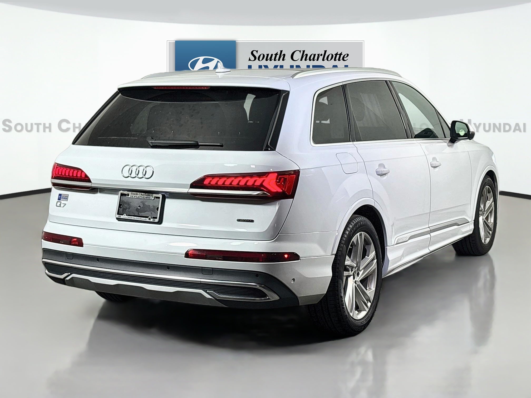 2023 Audi Q7 Prestige